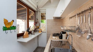 Refrigerador, horno, parrilla de estufa y lavavajillas