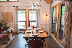 Dining - Cozy Cabin 6 Min From Lake! Supreme Location & Free Firewood. (Broken Bow)