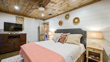 2 chambres, fer et planche à repasser, Wi-Fi gratuit, draps fournis