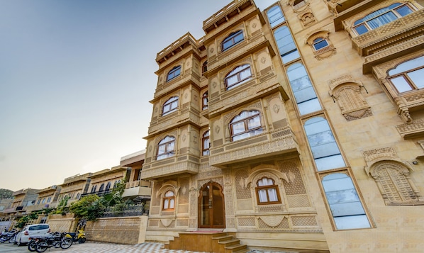 Exterior - Treebo Chandrangan Excellency, 1 Km From Jaisalmer Fort (Jaisalmer)