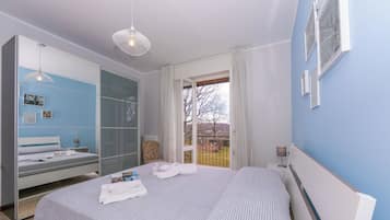 Family Villa, Multiple Bedrooms, Mountainside (Villa Giulietta Private Pool) | 4 bedrooms, iron/ironing board, free WiFi, bed sheets