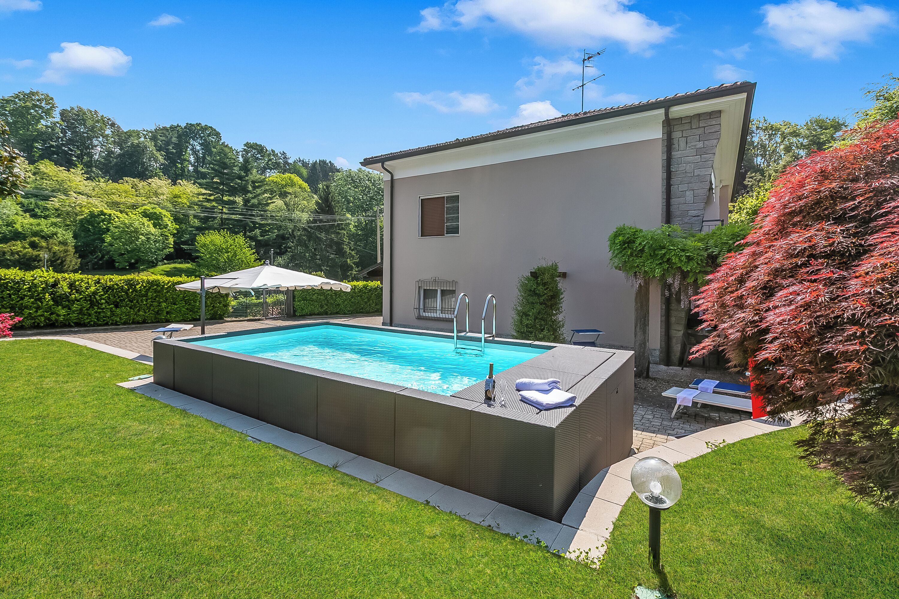 Family Villa, Multiple Bedrooms, Mountainside (Villa Giulietta Private Pool) | Kolam renang | Kolam renang terbuka bermusim 