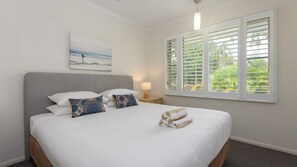 3 bedrooms, iron/ironing board, free WiFi, bed sheets - 9 Reef Terraces | Port Douglas (PORT DOUGLAS)