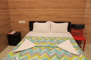 Executive Double Room | Free WiFi - HOTEL ADHI RESIDENCY KANCHIPURAM (Kanchipuram)