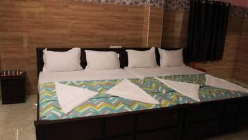 Comfort Room | Free WiFi