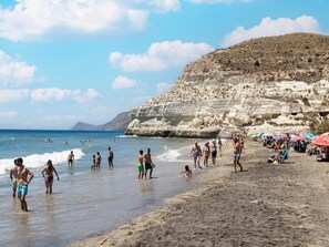Beach - Holiday Home with Pool (Venta del Pobre)