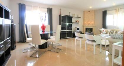 Holiday Home in Andalucía with Pool