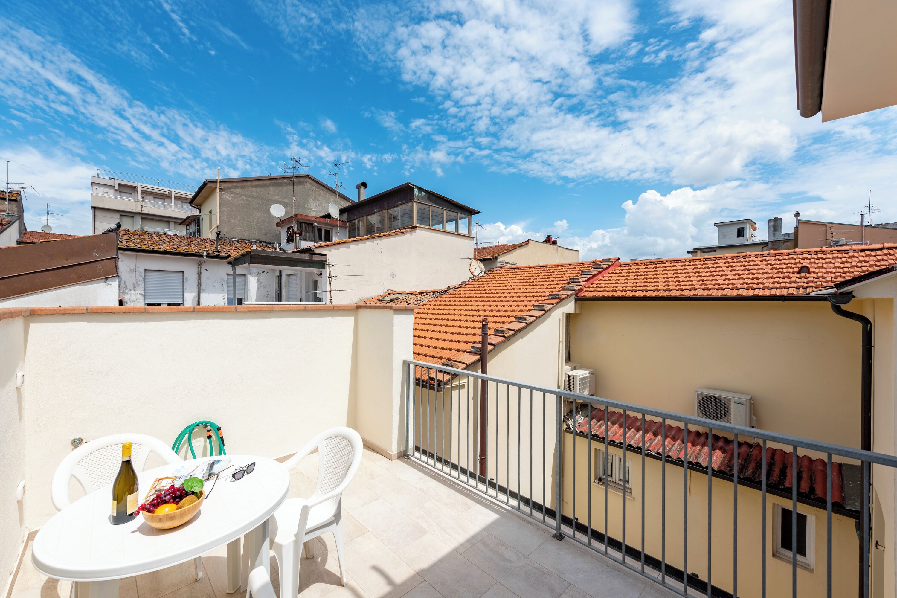 Family Apartment, Multiple Bedrooms (Suite 3 Ondina Viareggio 200m from) | Balcony
