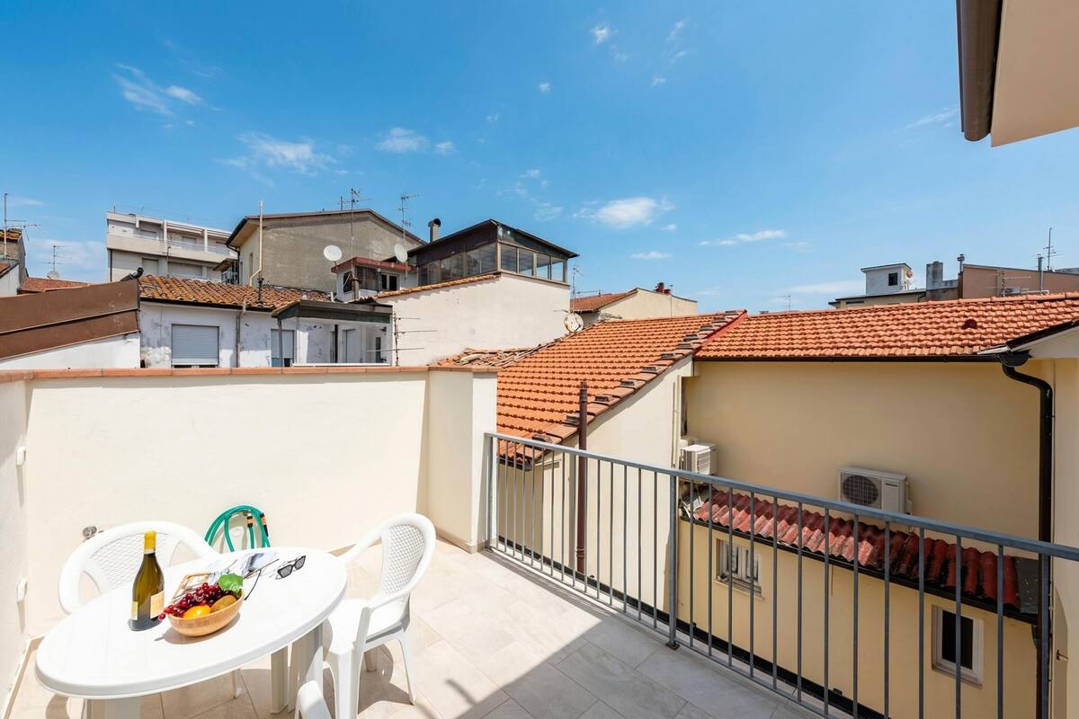 อพาร์ทเมนท์สำหรับครอบครัว, 1 ห้องนอน, ระเบียง (Suite 3 Ondina Viareggio 200m from) | การตกแต่งภายนอก