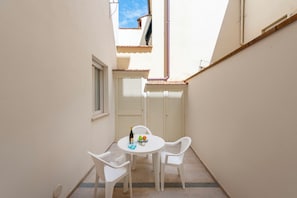 Tempat makan outdoor