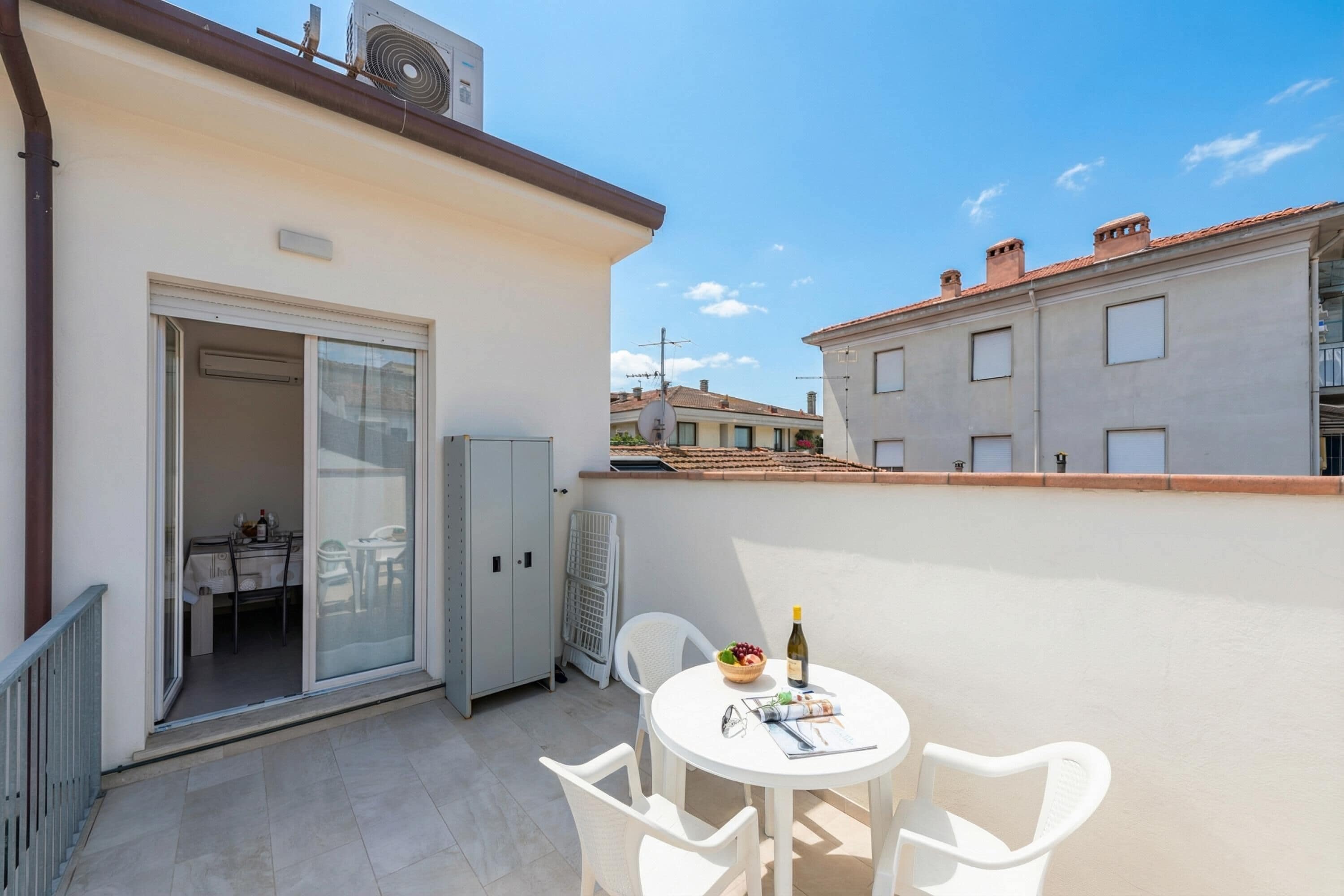 Family Apartment, Multiple Bedrooms (Suite 3 Ondina Viareggio 200m from) | Outdoor dining