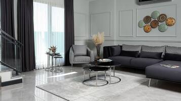 Luxury-Villa | 1 Schlafzimmer, hochwertige Bettwaren, Minibar, Zimmersafe