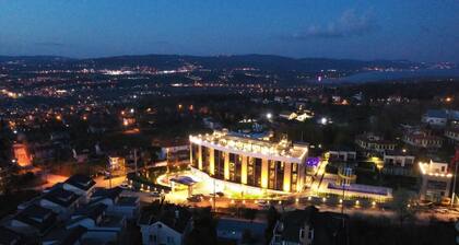 Aileena Hotel & Villas