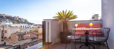 Premium bedding, memory foam beds, minibar, individually decorated