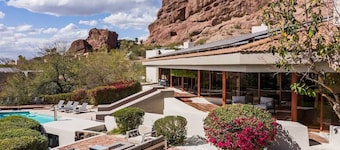 Peaceful Refuge on Camelback Mountain