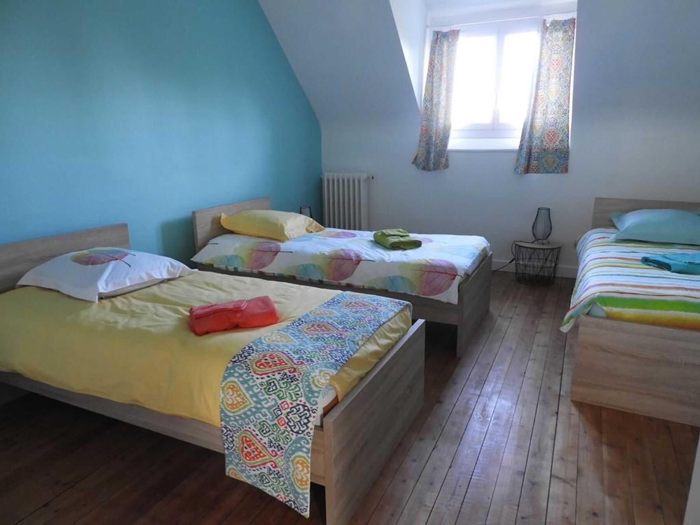 4 chambres, Wi-Fi gratuit, draps fournis