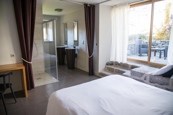 5 chambres, Wi-Fi, draps fournis