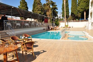 Seasonal outdoor pool
