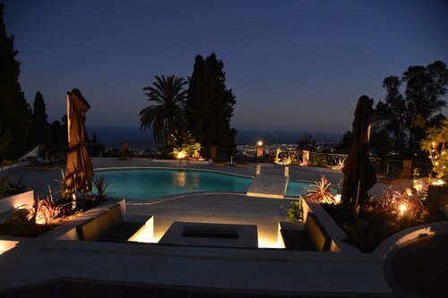 Pure Luxury right in Spain's Prettiest village, Mijas Peublo
