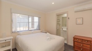 3 bedrooms, free WiFi, bed sheets - Acacia 4 - 3/2 Kirwan Cl, Jindabyne (Jindabyne)