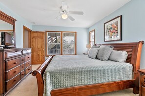 6 عدّة غرف نوم ومكواة/لوح كي وواي فاي مجانًا وملاءات أسرّة