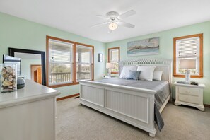 6 bedrooms, iron/ironing board, free WiFi, bed sheets - CheckMate: Walk to Beach, Large Pool, Hot Tub (Southern Shores)