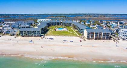 Surf Condo 517 | Surf City, NC | Oceanview | Community Pool