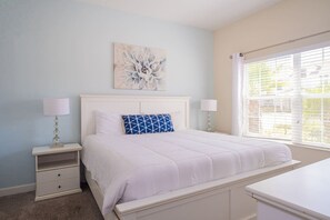 Skrivbord, strykjärn/strykbräda, gratis wi-fi och sängkläder