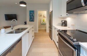 Fridge, microwave, oven, stovetop - Malaview Retreat-Beautiful Townhouse in Lovely Sidney By The Sea by Victoria Prime! (Victoria)