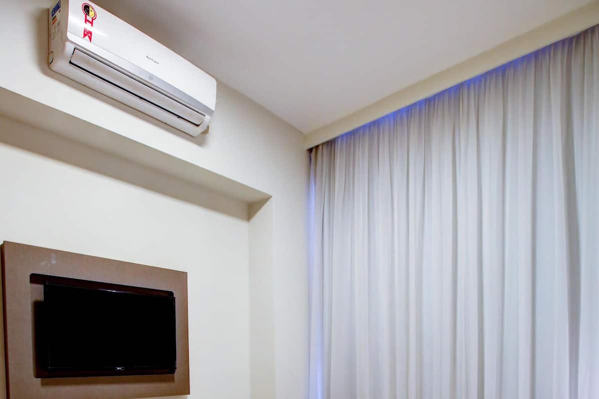 Minibar, in-room safe, blackout drapes, iron/ironing board