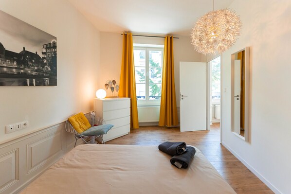 2 habitaciones, tabla de planchar con plancha y wifi gratis