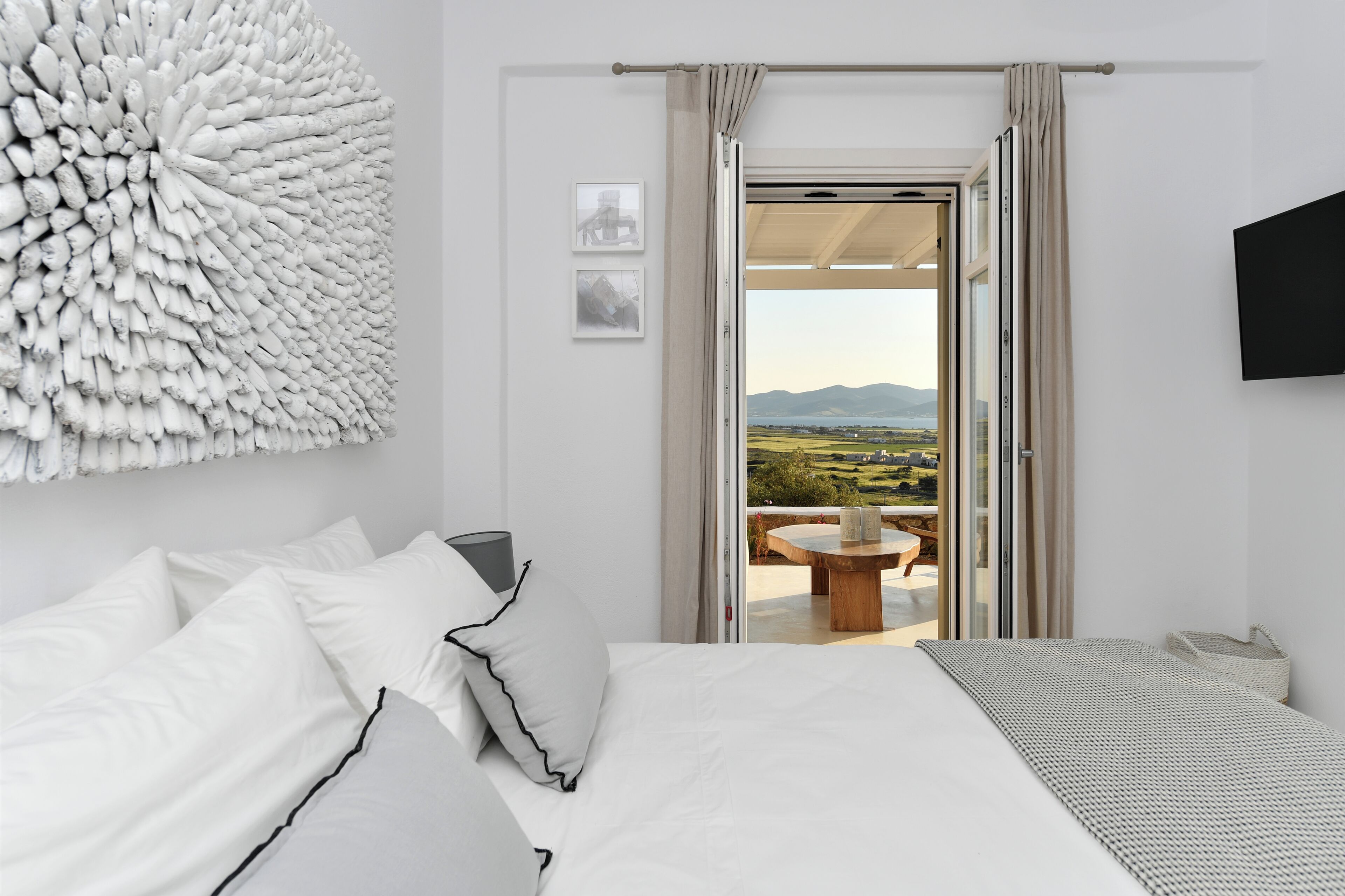 3 bedrooms, in-room safe, iron/ironing board, travel crib