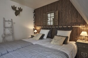 2 slaapkamers, een strijkplank/strijkijzer, reisbedje, gratis wifi