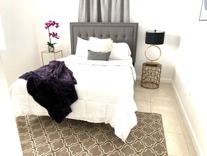 5 Schlafzimmer, Bügeleisen/Bügelbrett, WLAN, Bettwäsche