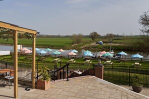 Balcony - The Fleet (Tewkesbury)