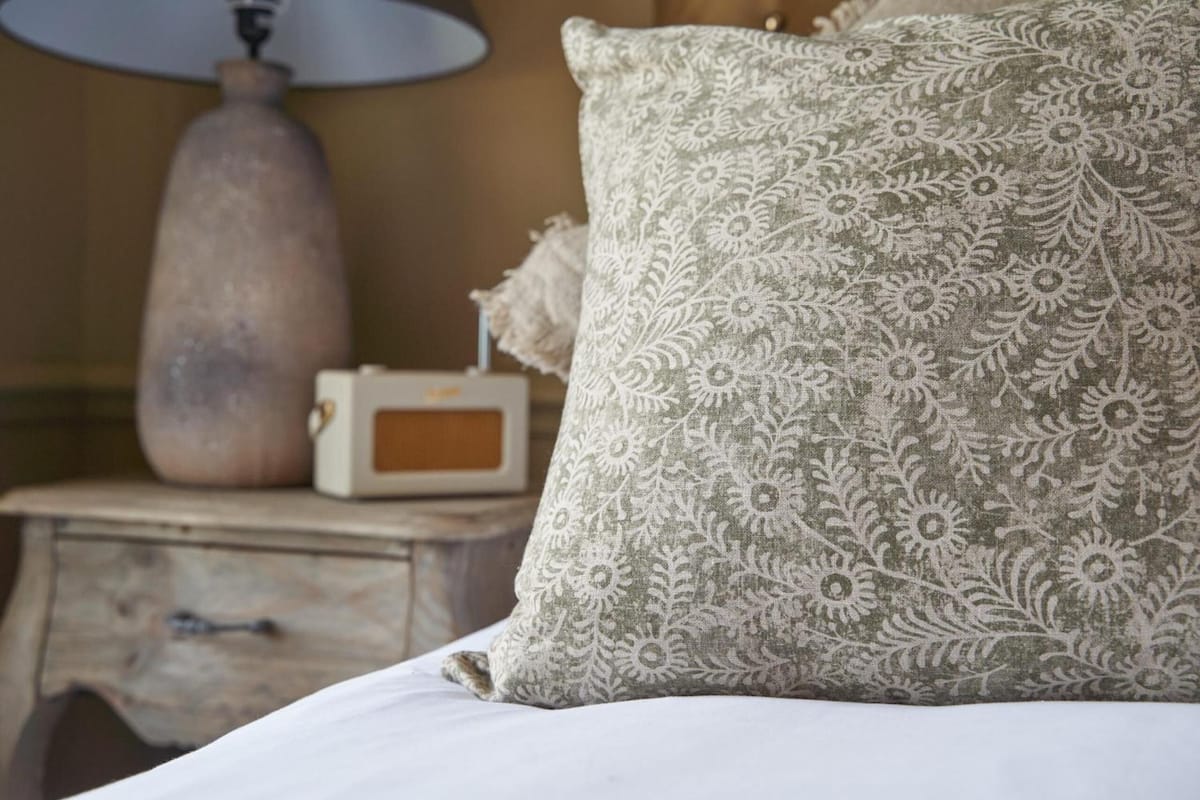 minibar, desk, laptop workspace, free wifi