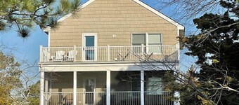 Broadkill Beach Beauty! This is truly a terrfic beach house.