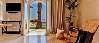 Luxury Seafront Villa Stone Castle Brac with Pool