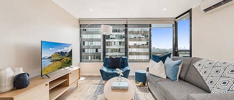 Télévision, espaces bureaux