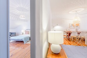 2 quartos, ferros/tábuas de passar roupa, Wi-Fi, roupa de cama