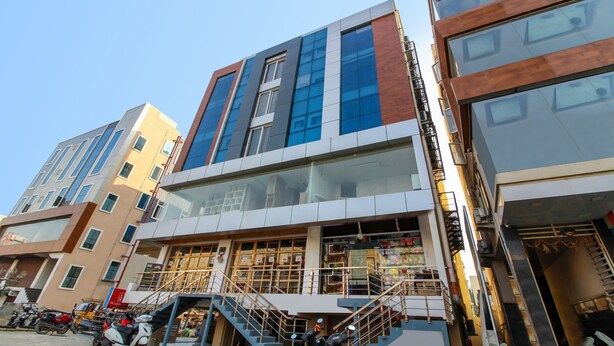 Exterior - Itsy Hotels D'Comfort Inn (Hyderabad)