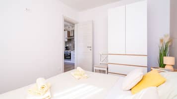 1 bedroom, iron/ironing board, free WiFi, bed sheets