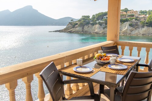 VISTA AZUL 8 - Casa de verano frente al mar y a unos pasos de la playa.