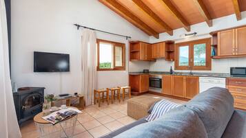 TV, DVD player, books