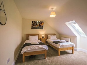 3 Schlafzimmer, kostenloses WLAN, Bettwäsche