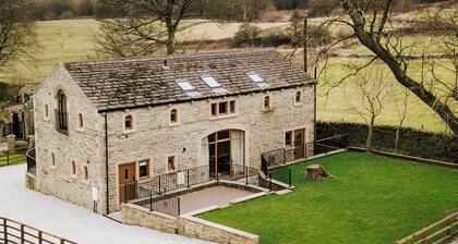 Sycamore Barn - UK33353