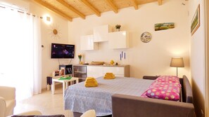 1 soverom, strykejern/-brett, wi-fi (inkludert) og sengetøy