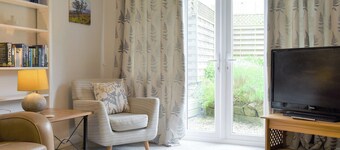 2 bedroom accommodation in Newton Abbot