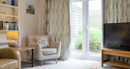 2 bedroom accommodation in Newton Abbot