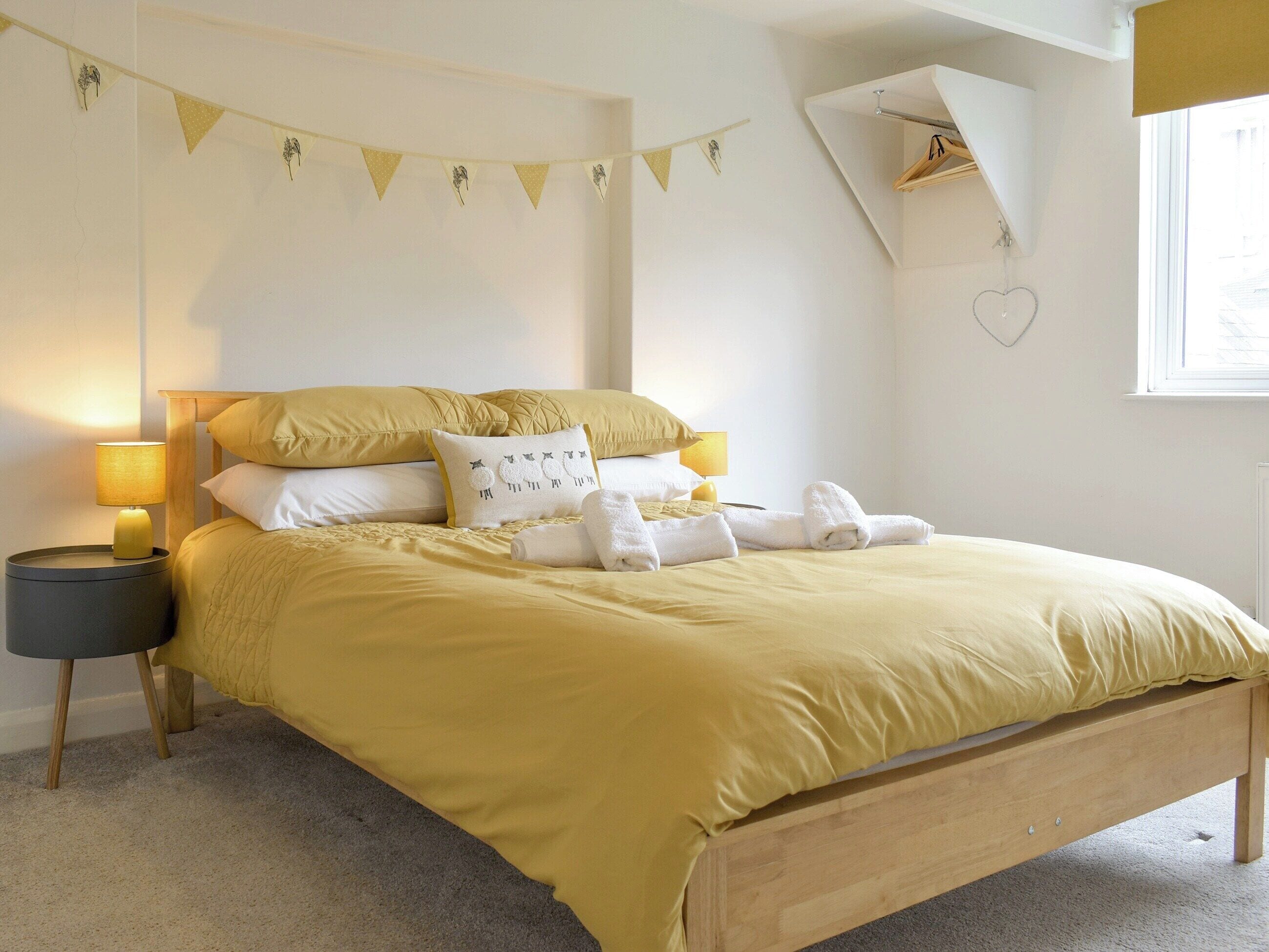 2 habitaciones, wifi gratis y ropa de cama 